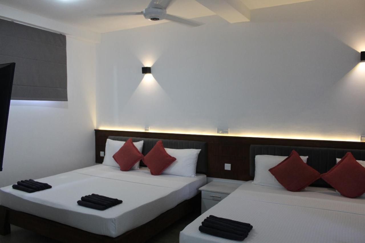 ฟอร์ต เอดจ์ รีทรีต Hotel อูนาวาตูนา ภายนอก รูปภาพ