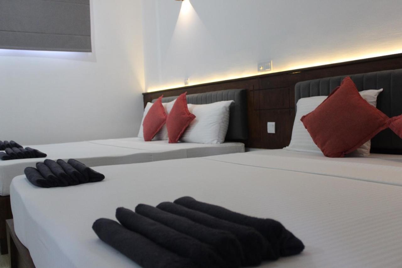 ฟอร์ต เอดจ์ รีทรีต Hotel อูนาวาตูนา ภายนอก รูปภาพ