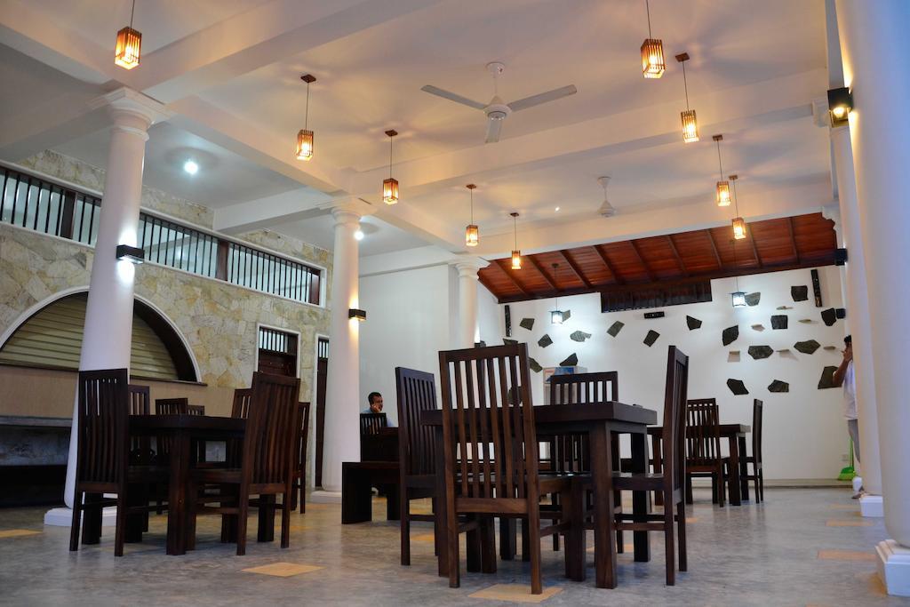 ฟอร์ต เอดจ์ รีทรีต Hotel อูนาวาตูนา ภายนอก รูปภาพ