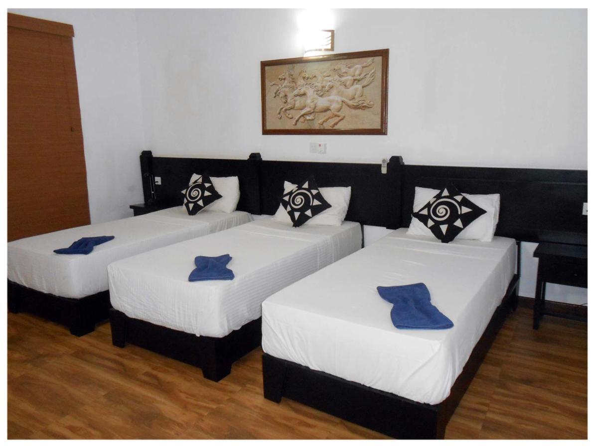 ฟอร์ต เอดจ์ รีทรีต Hotel อูนาวาตูนา ภายนอก รูปภาพ